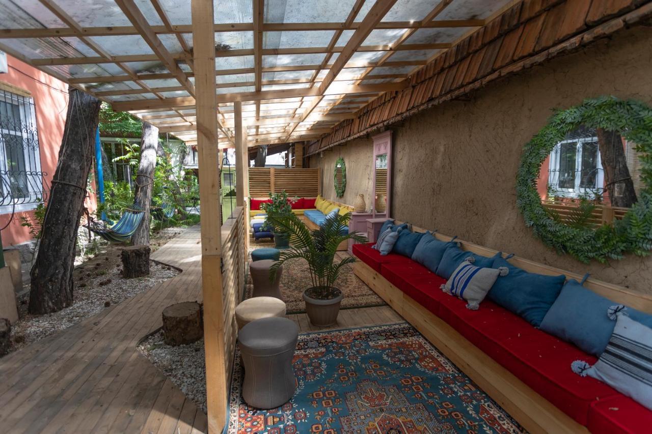 Koisha Hostel Бишкек Екстериор снимка