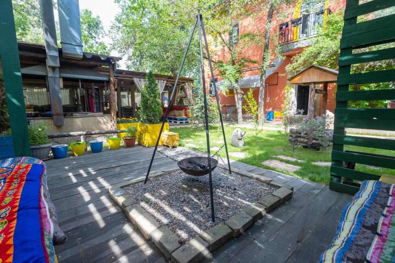 Koisha Hostel Бишкек Екстериор снимка