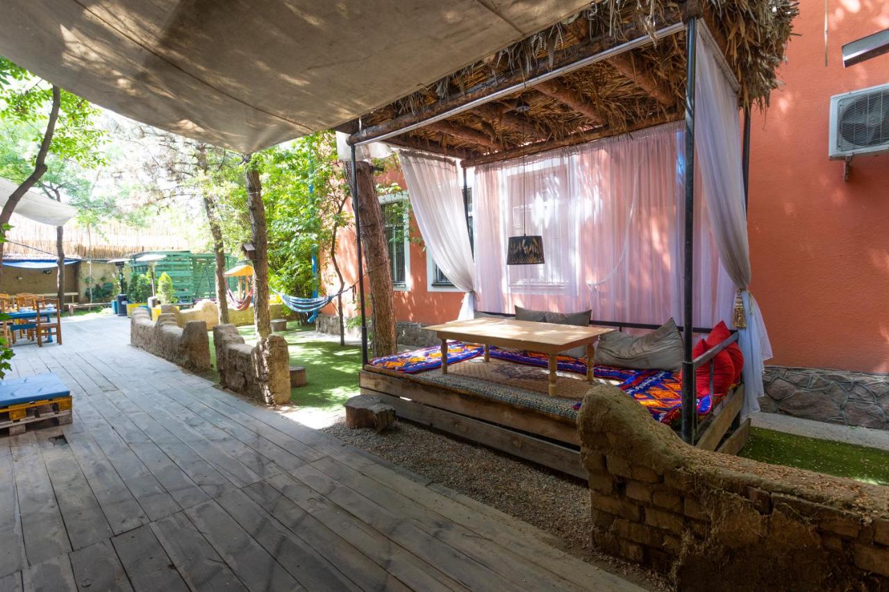 Koisha Hostel Бишкек Екстериор снимка