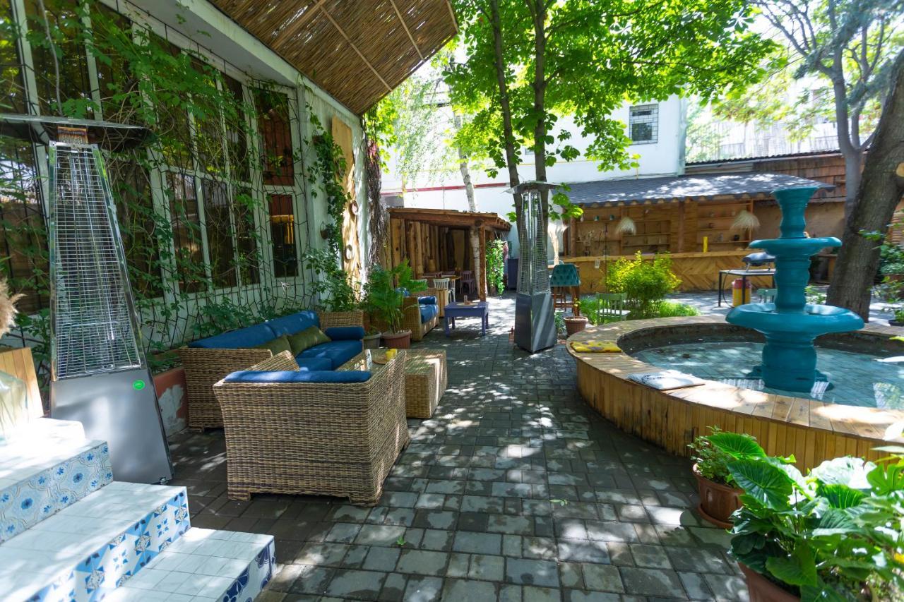 Koisha Hostel Бишкек Екстериор снимка